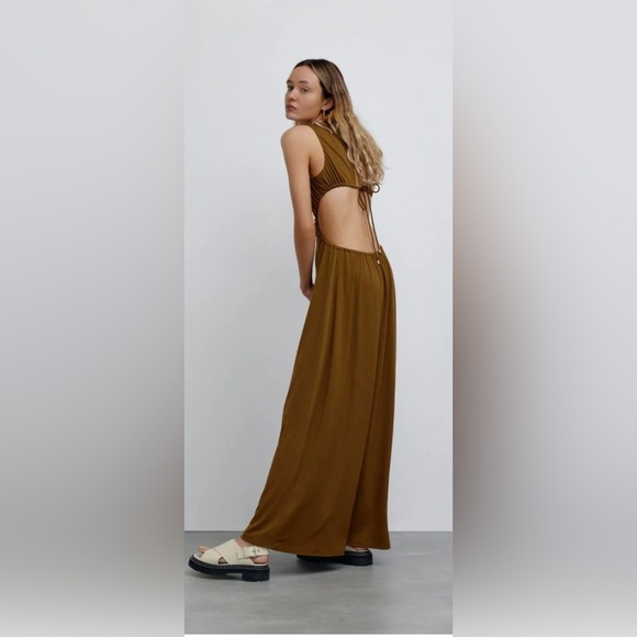 Significant Other Beige Open Back Maxi Dress Size 8 - Picture 3 of 8